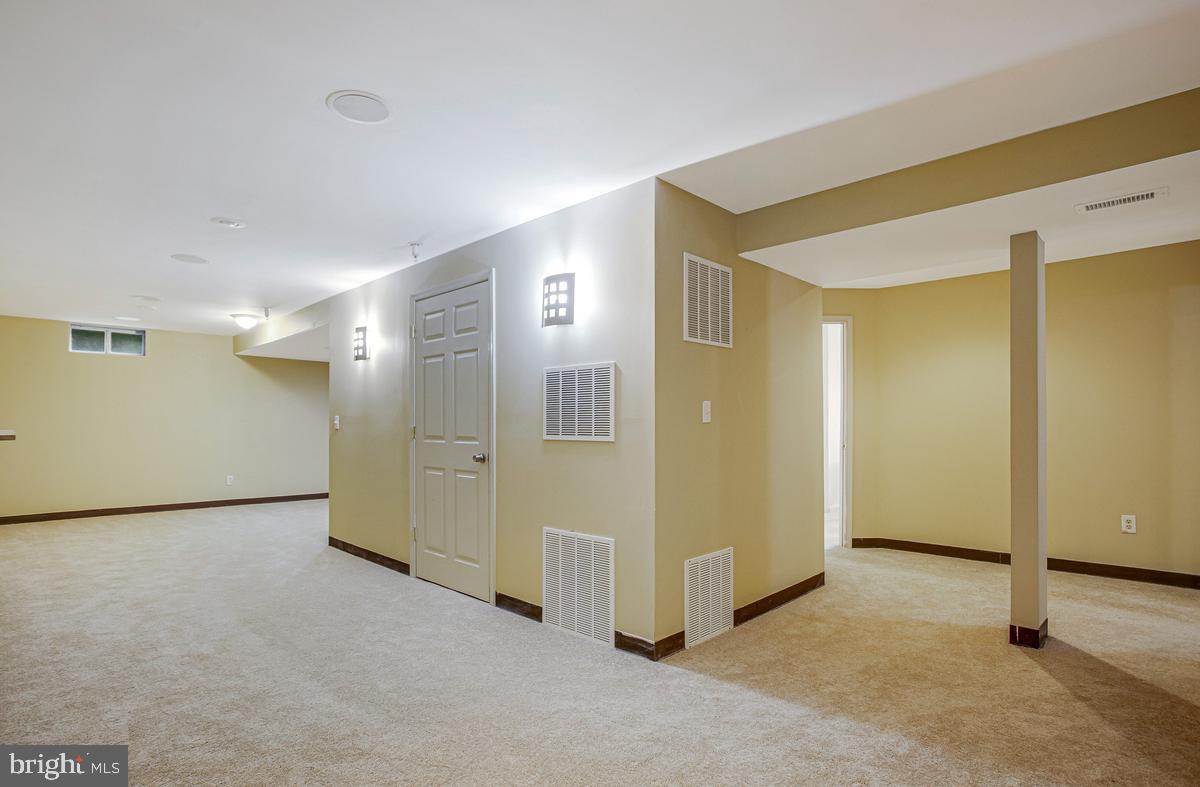 5209 Devonport Ct Property Photo 46