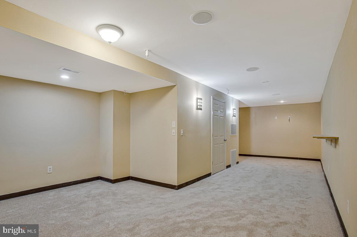 5209 Devonport Ct Property Photo 48