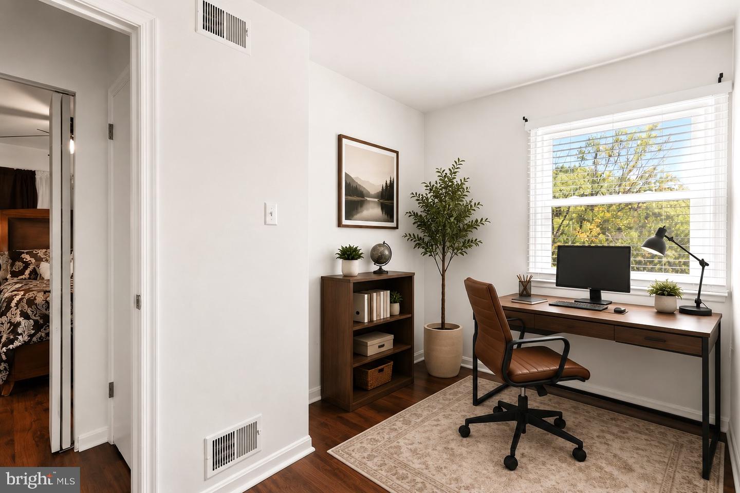 9202 Southmoor Ct Property Photo 18