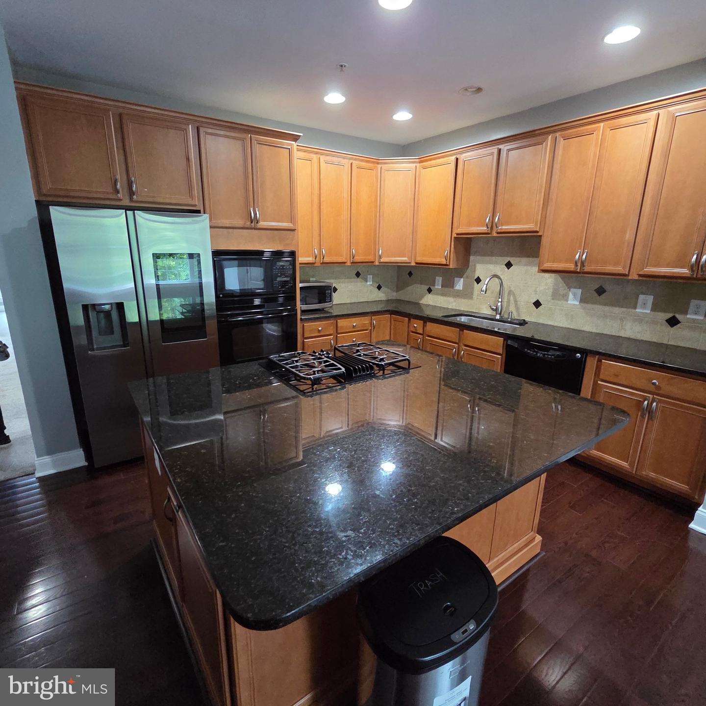 4121 Chariot Way Property Photo 9