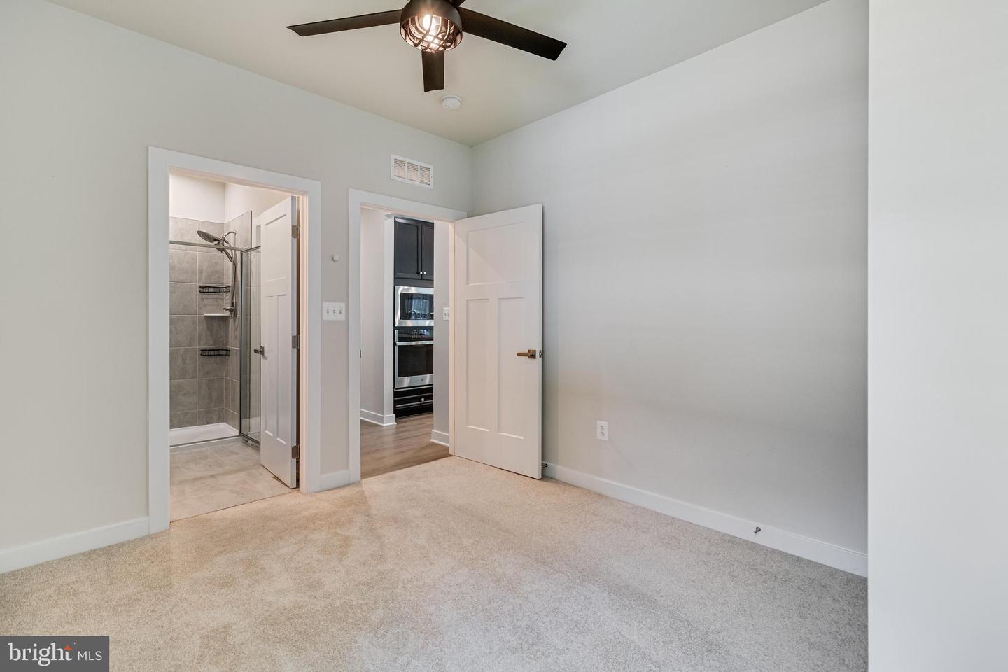 9731 Passage Dr Property Photo 21