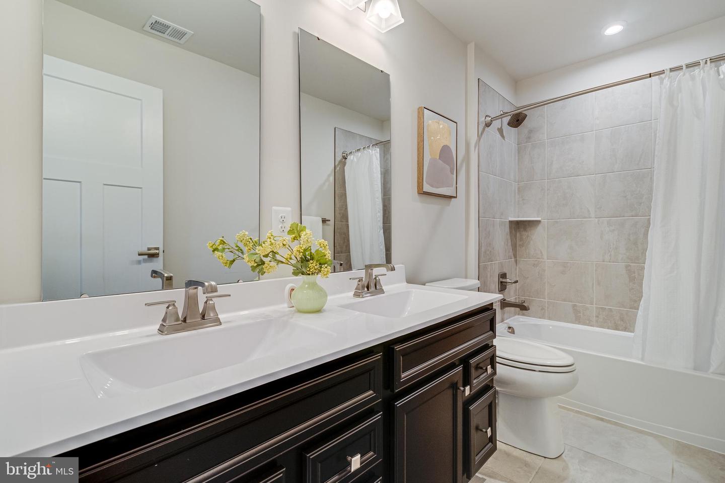 9731 Passage Dr Property Photo 42