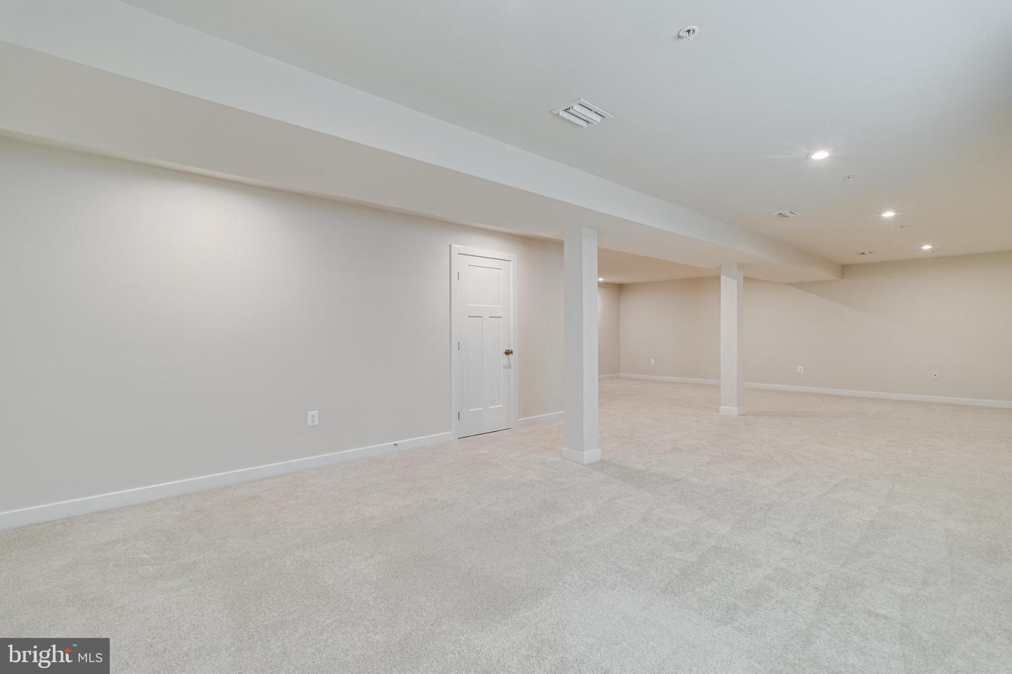 9731 Passage Dr Property Photo 50