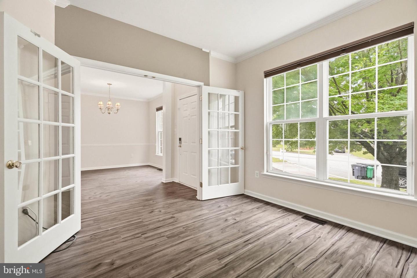 12203 Armat Ct Property Photo 4
