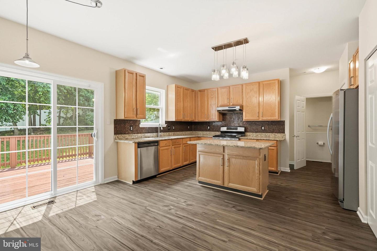 12203 Armat Ct Property Photo 15