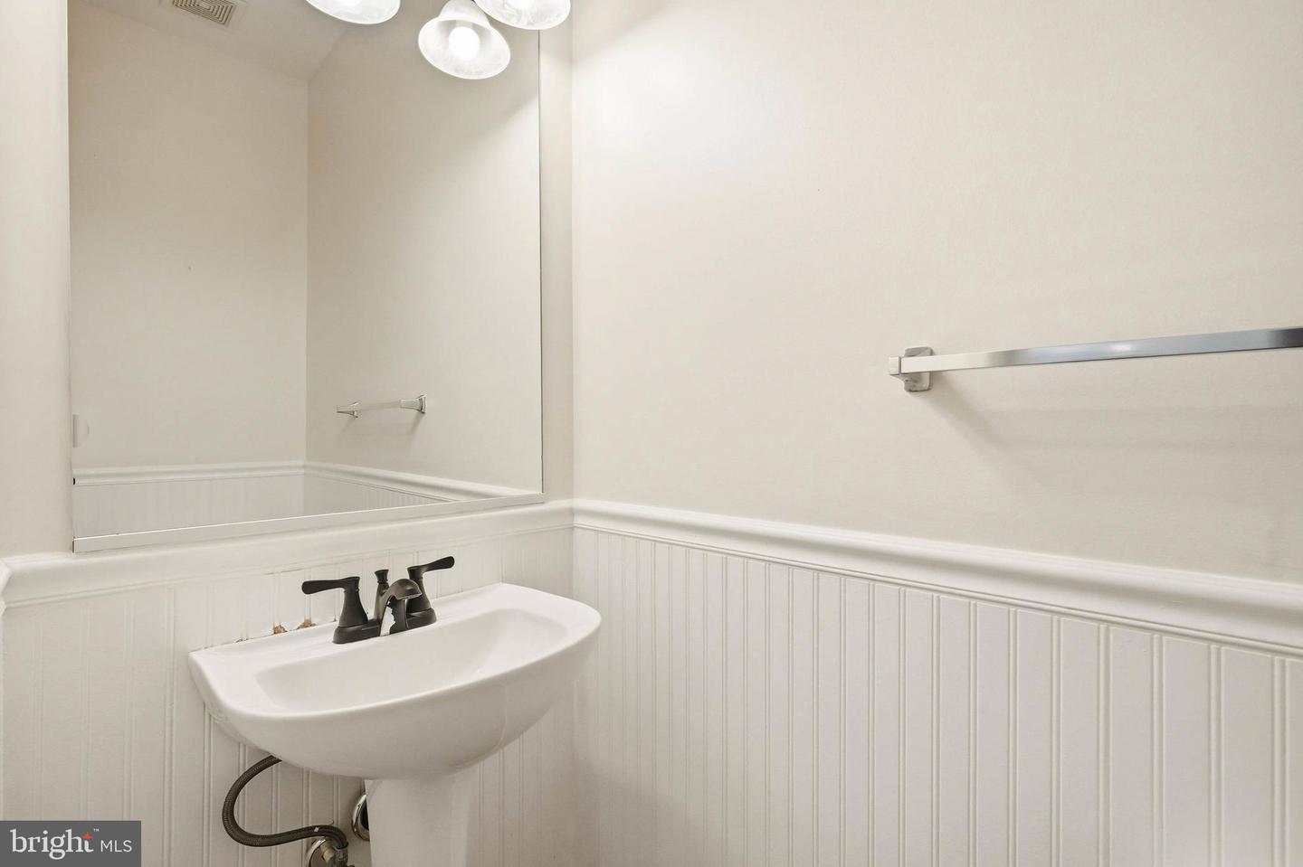 12203 Armat Ct Property Photo 20