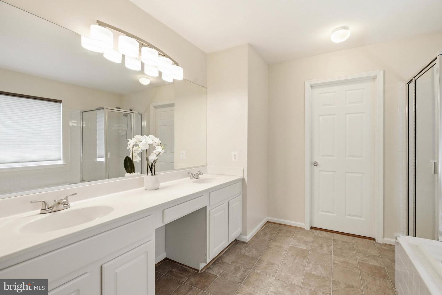 12203 Armat Ct Property Photo 25