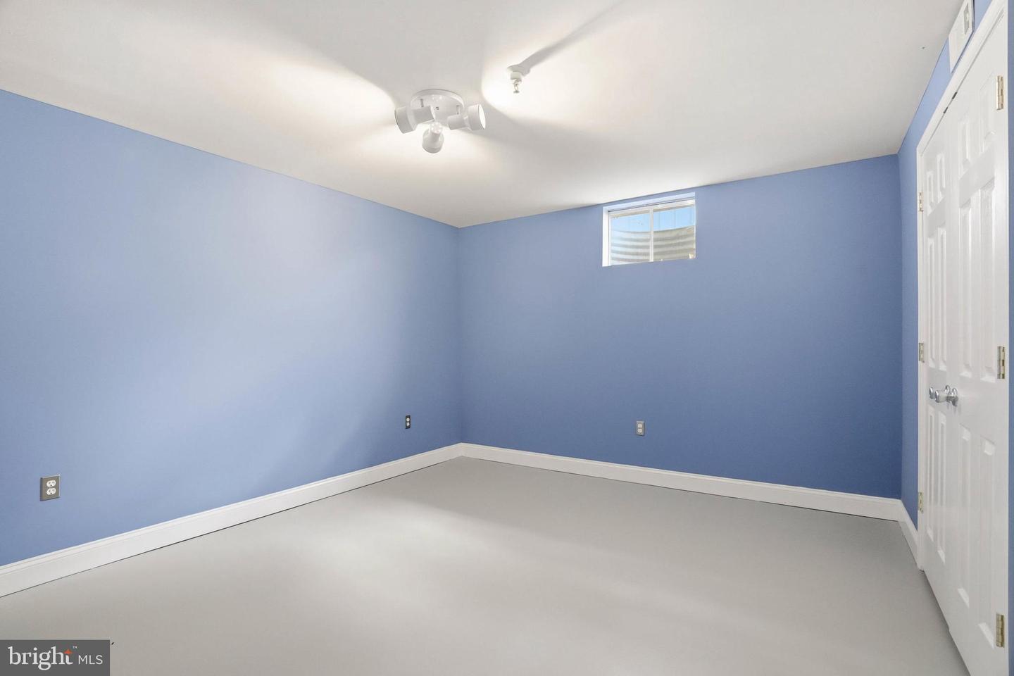 12203 Armat Ct Property Photo 38
