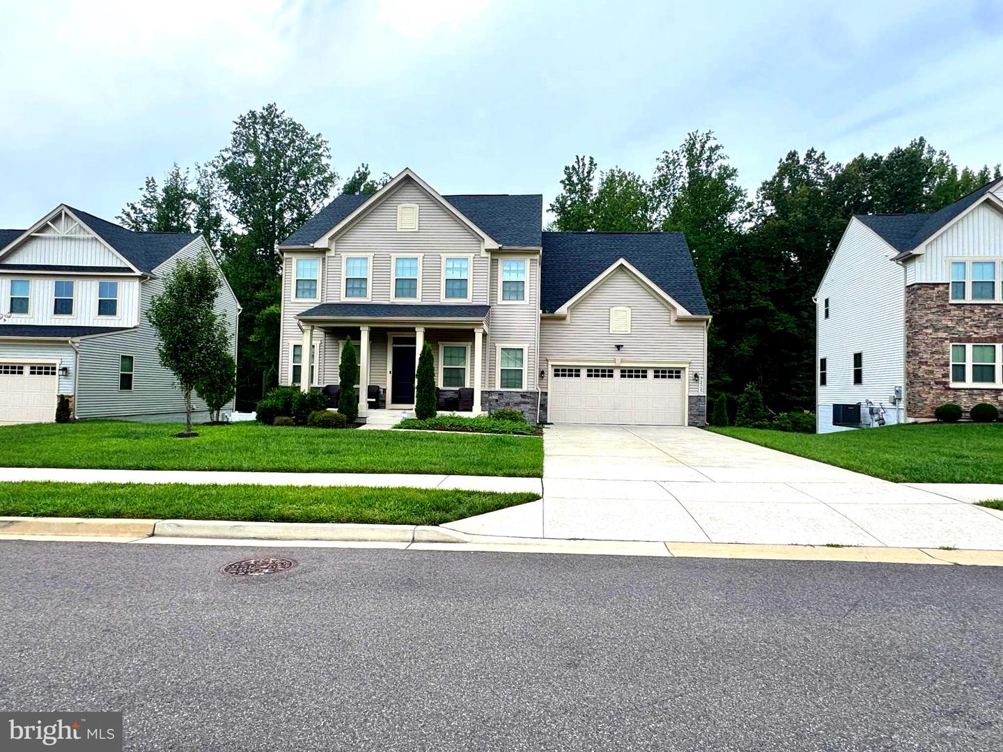 9205 Ballotade St Property Photo 1