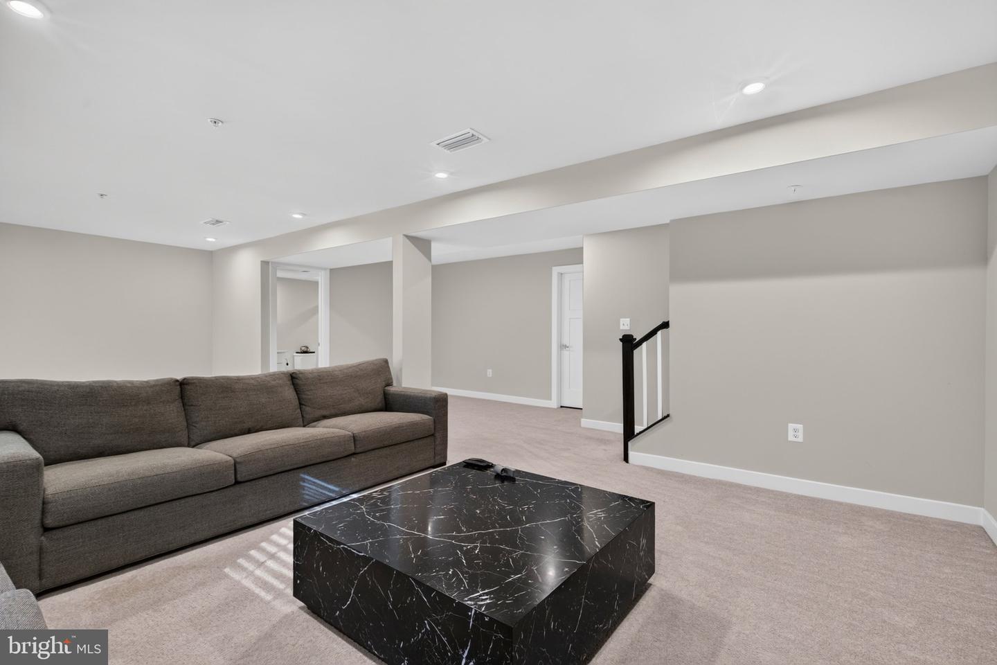 9205 Ballotade St Property Photo 36