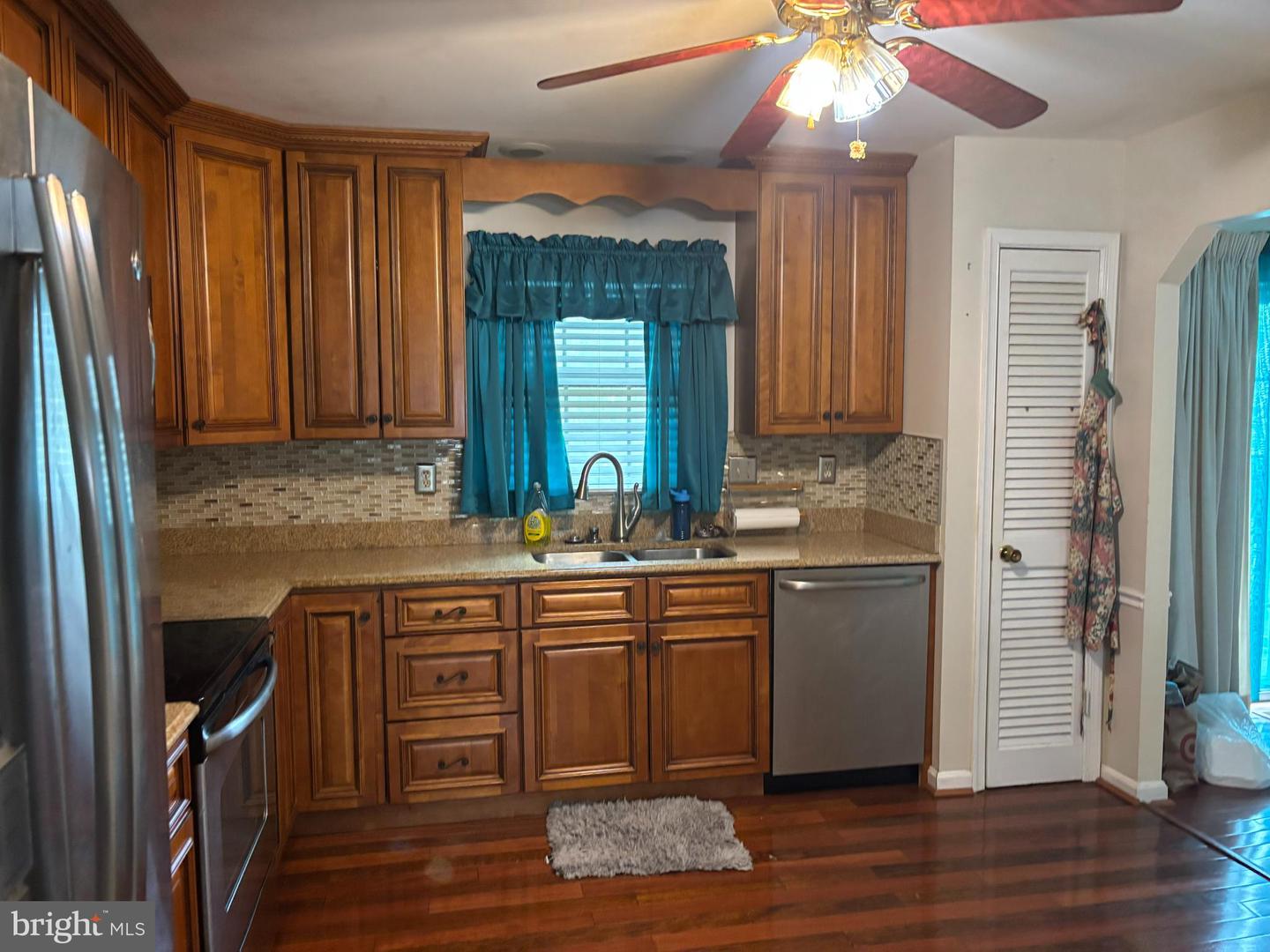 7103 Tarquin Ave Property Photo 4