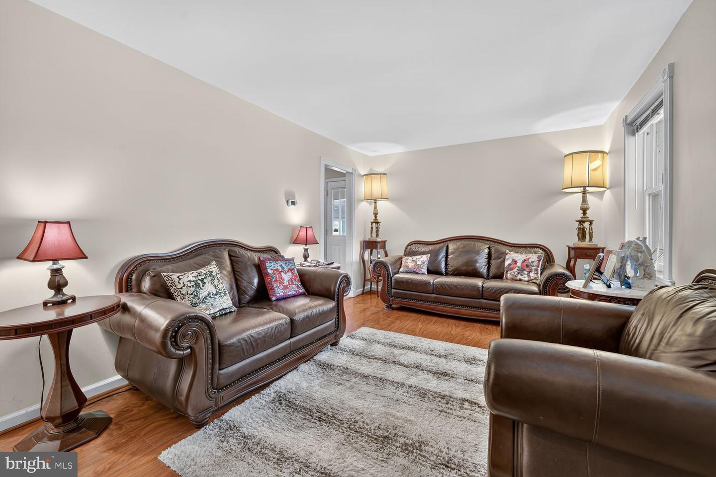 5406 Spring Ln Property Photo 5