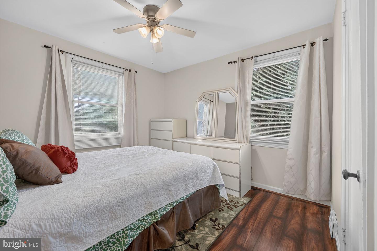 5406 Spring Ln Property Photo 10