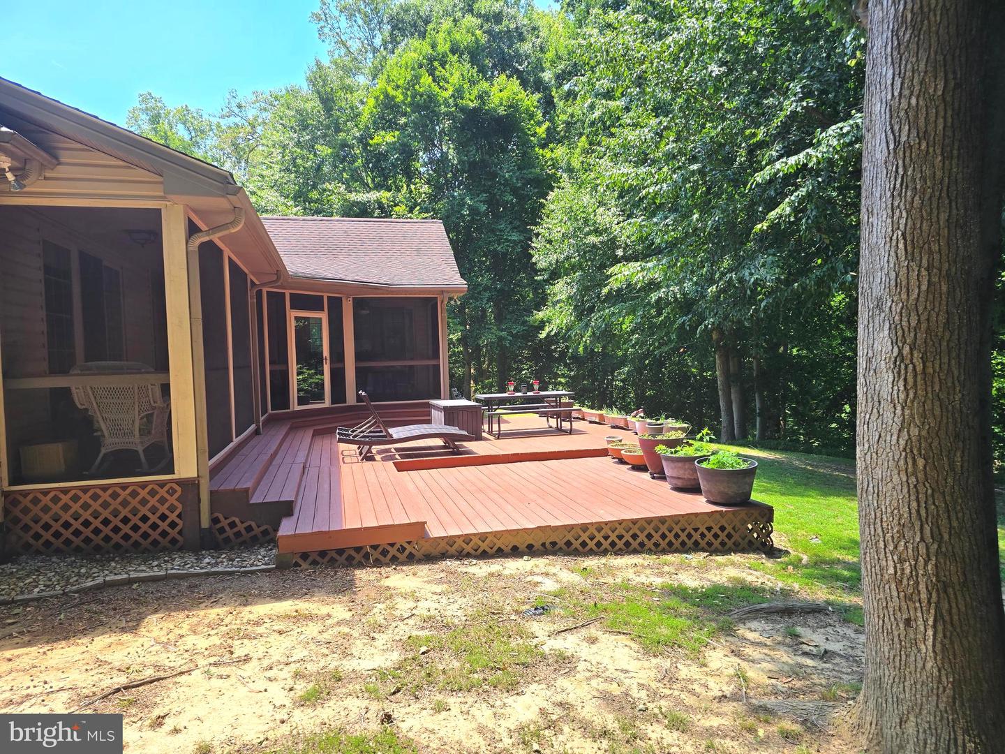 15401 Jamies Way Property Photo 12