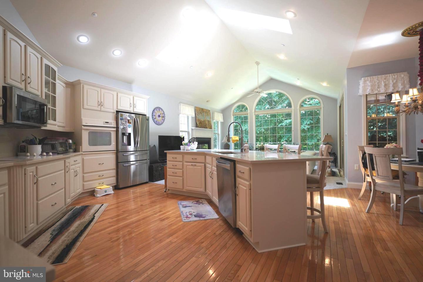 15401 Jamies Way Property Photo 18