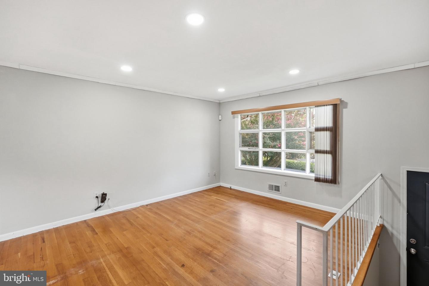 23 Daimler Dr Property Photo 2