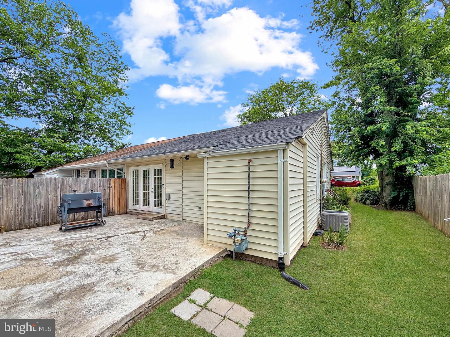 7749 Normandy Rd Property Photo 18