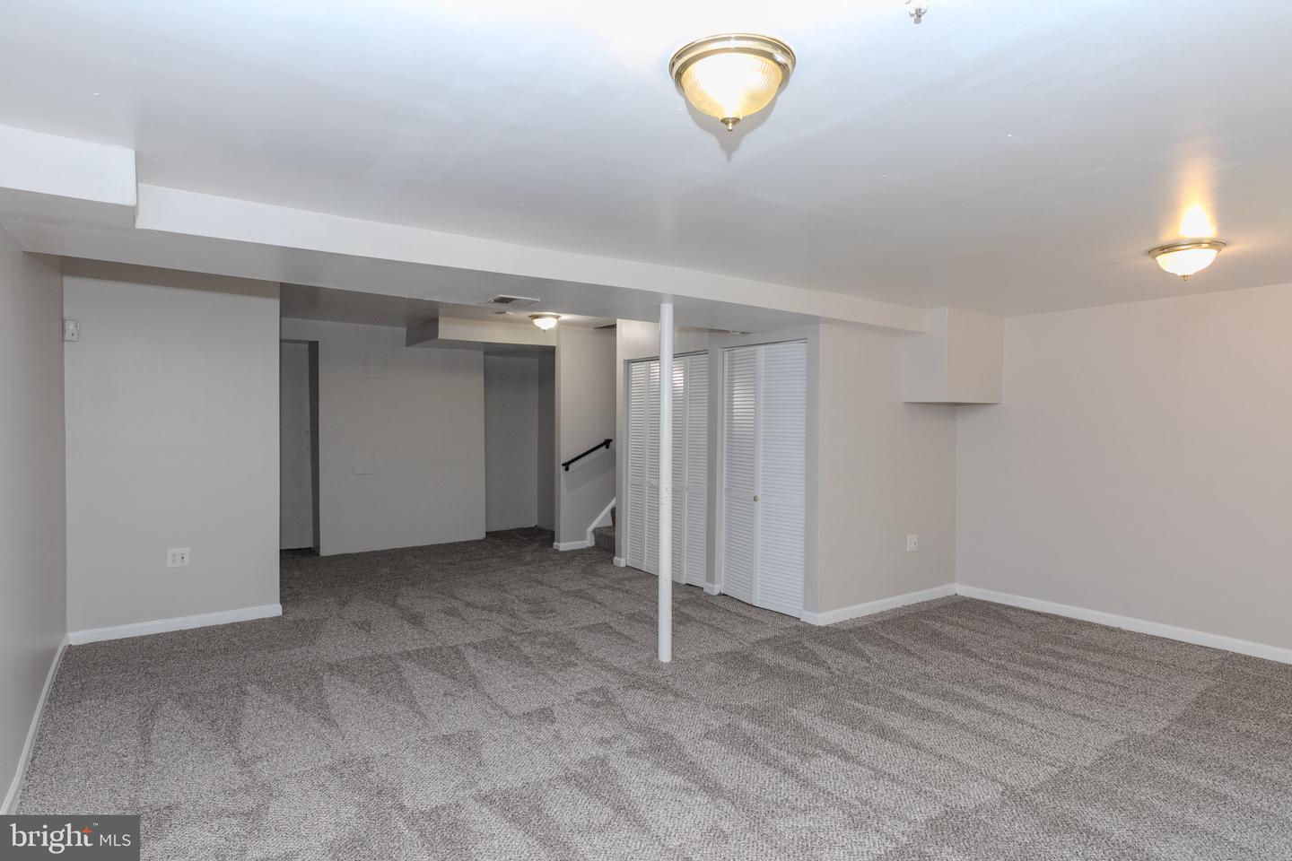 1319 Upcot Ct Property Photo 15