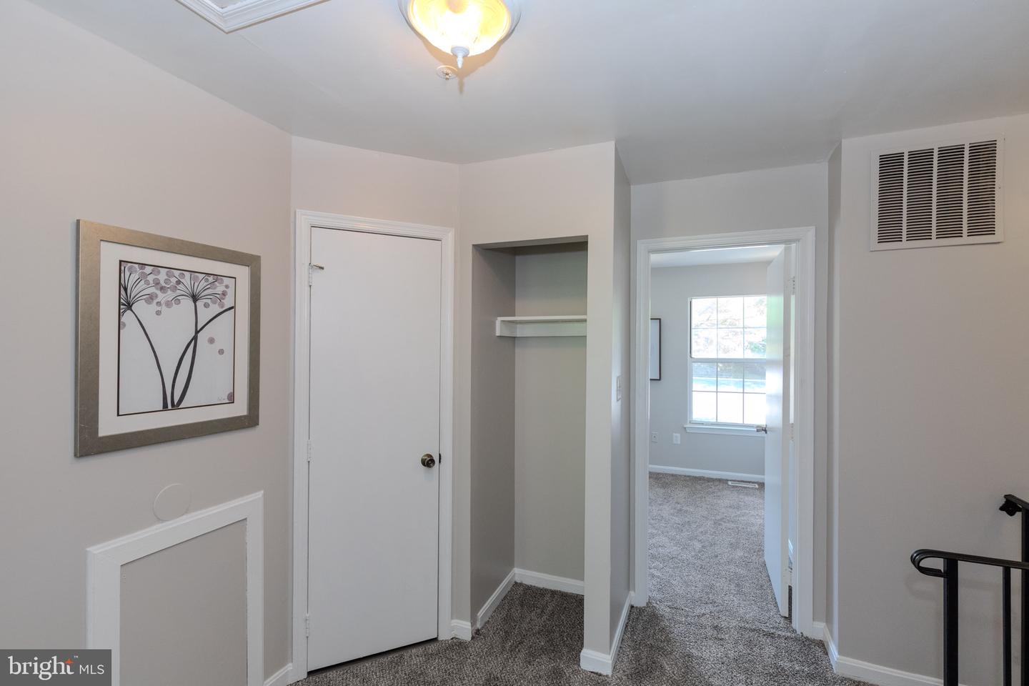 1319 Upcot Ct Property Photo 21