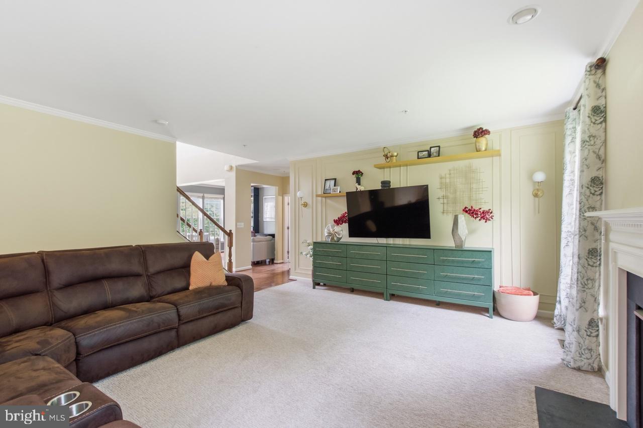 703 Yarrow Ct Property Photo 14