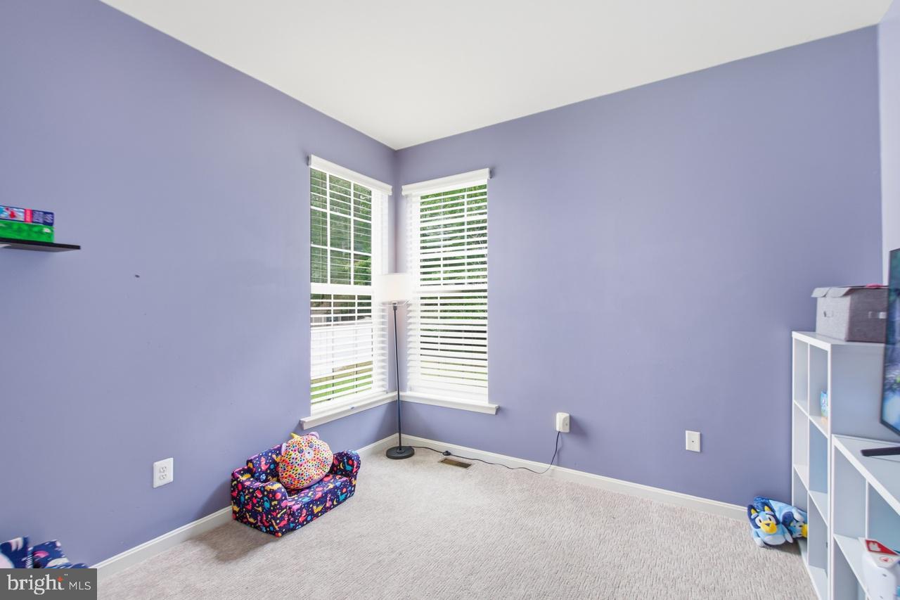 703 Yarrow Ct Property Photo 23
