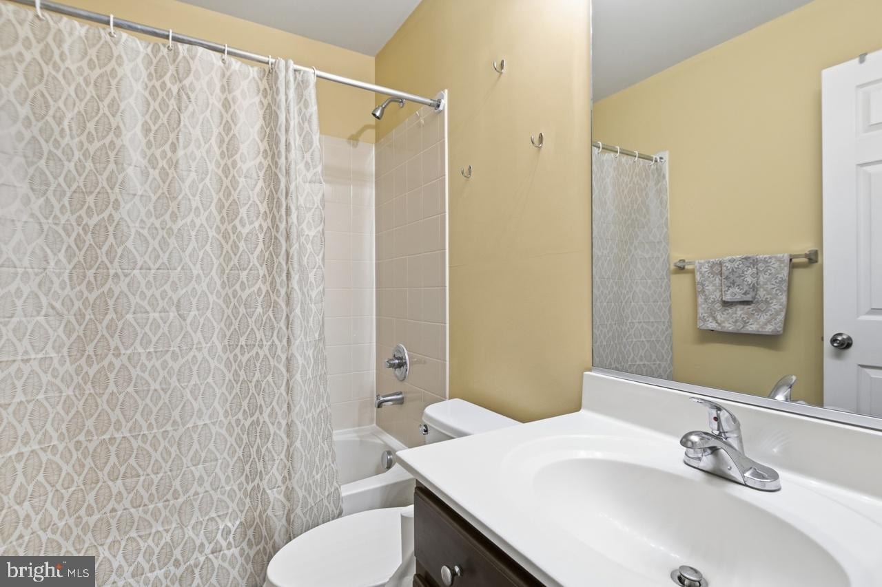 703 Yarrow Ct Property Photo 39