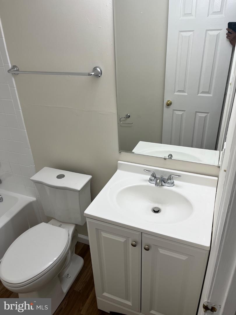 12836 Carousel Property Photo 7