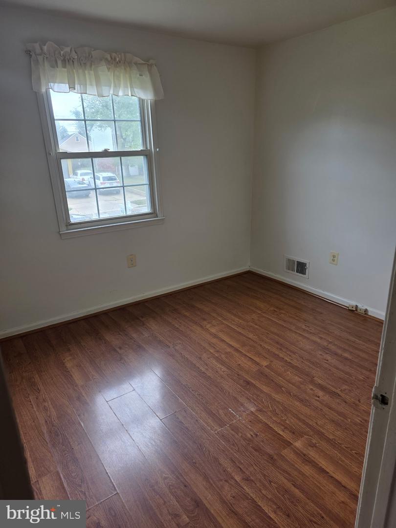 2200 Oaktree Ln Property Photo 19