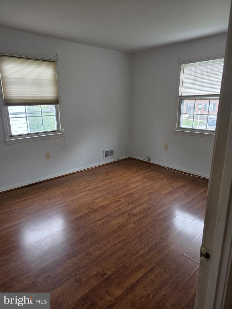 2200 Oaktree Ln Property Photo 20