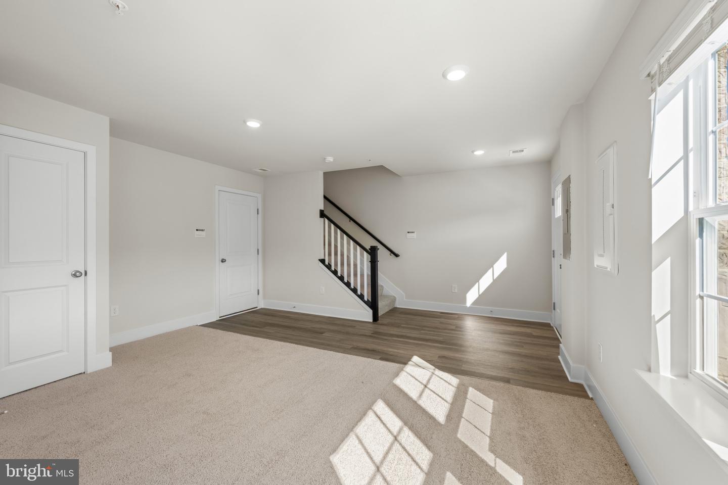 9004 Warendorf Way Property Photo 5