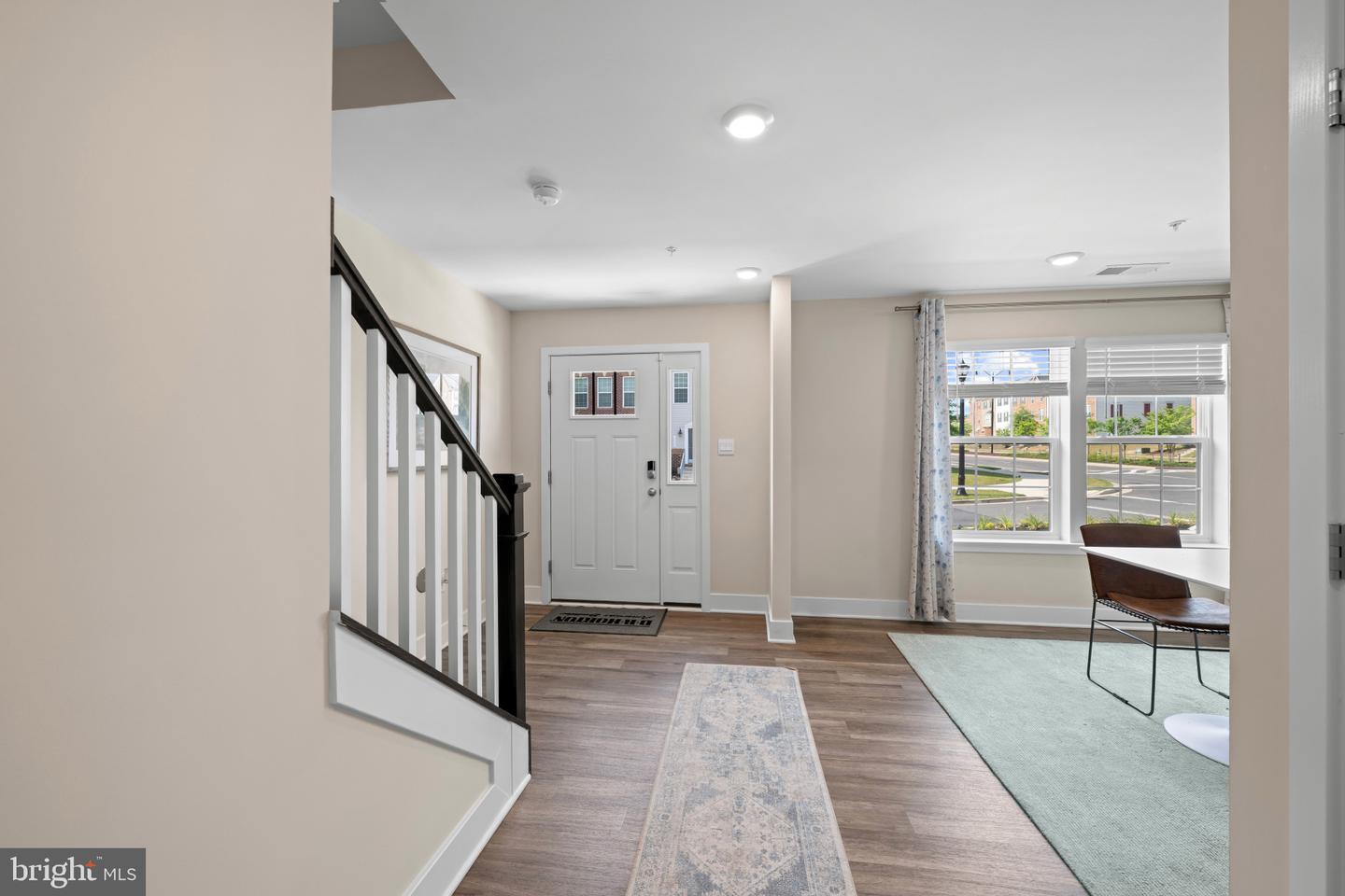 9008 Warendorf Way Property Photo 3