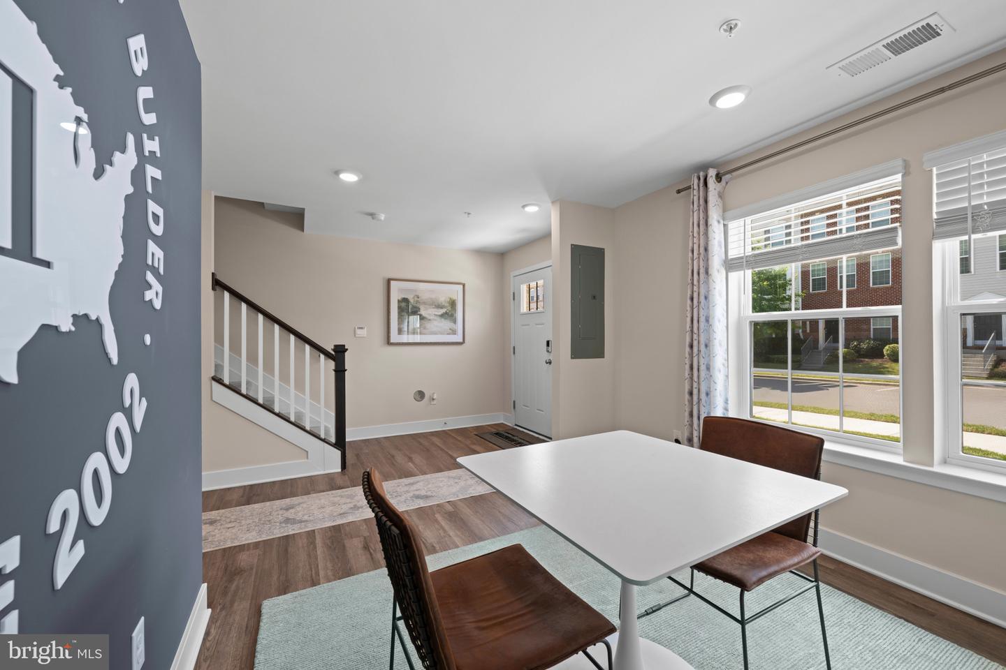 9008 Warendorf Way Property Photo 6