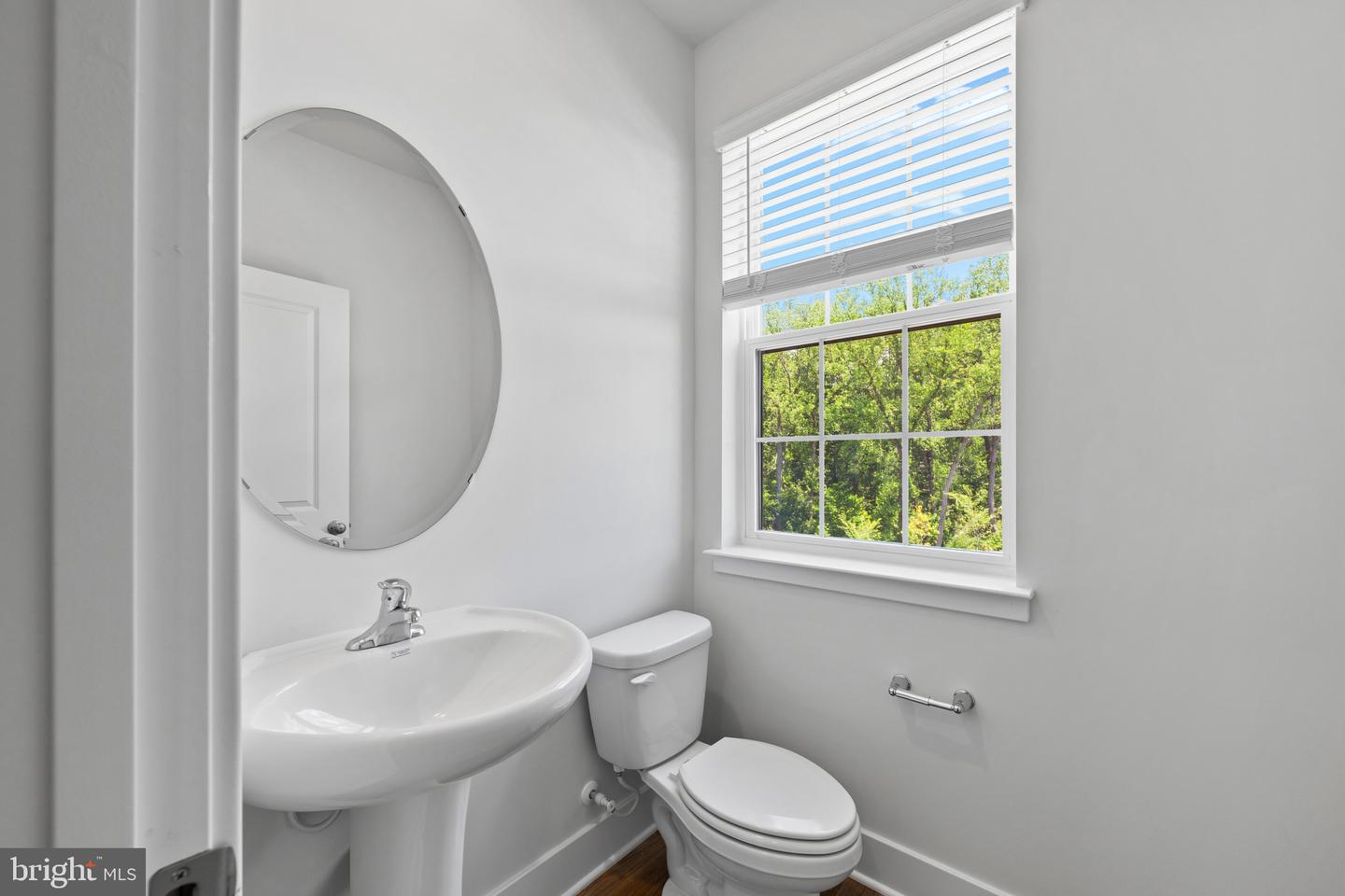 9008 Warendorf Way Property Photo 13