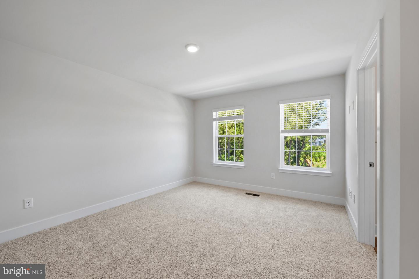 9008 Warendorf Way Property Photo 15