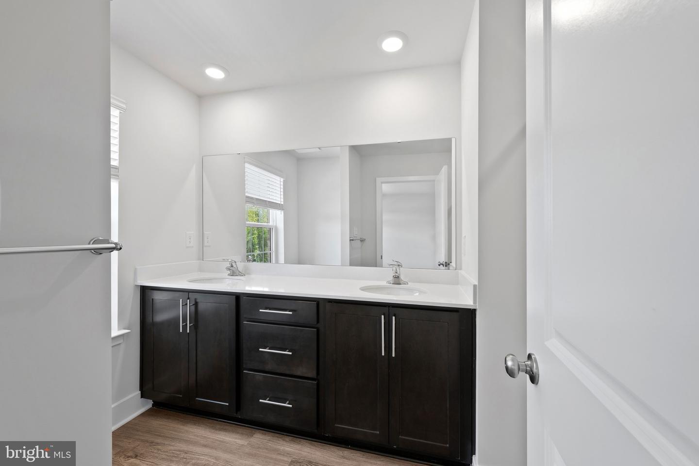 9008 Warendorf Way Property Photo 18