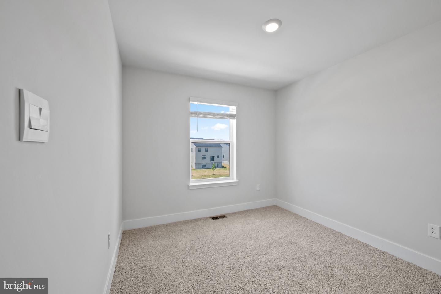 9008 Warendorf Way Property Photo 22