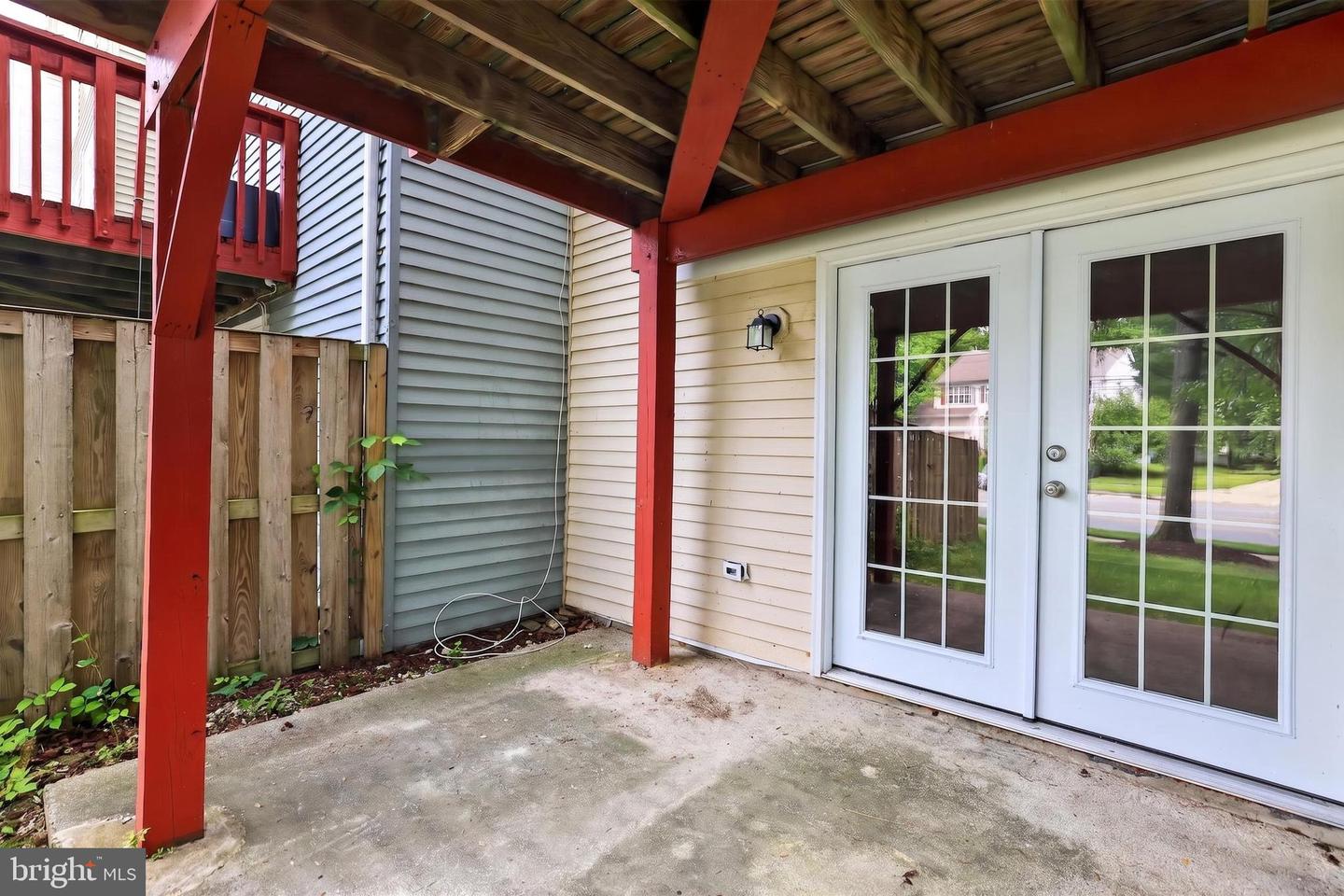 11223 Westport Dr Property Photo 12