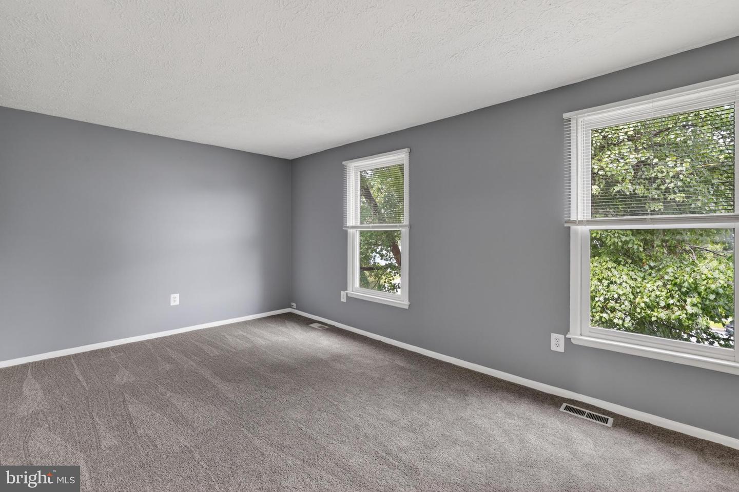 11223 Westport Dr Property Photo 13