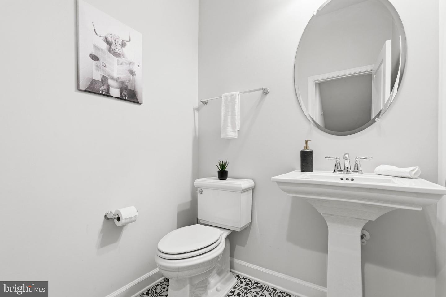 617 Leigh Way Property Photo 13