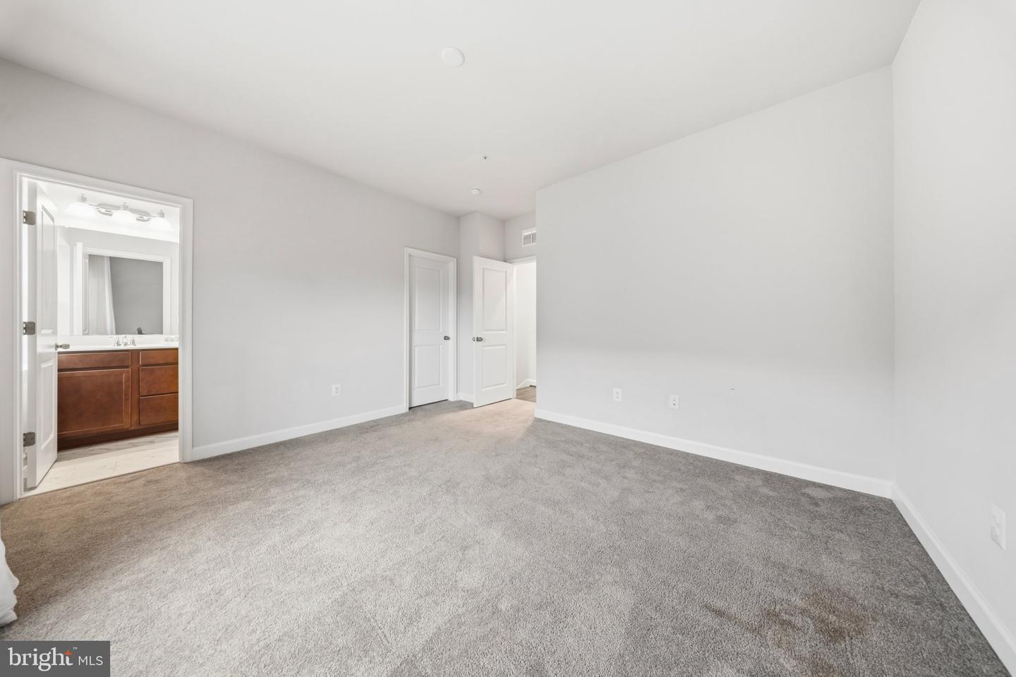 617 Leigh Way Property Photo 43
