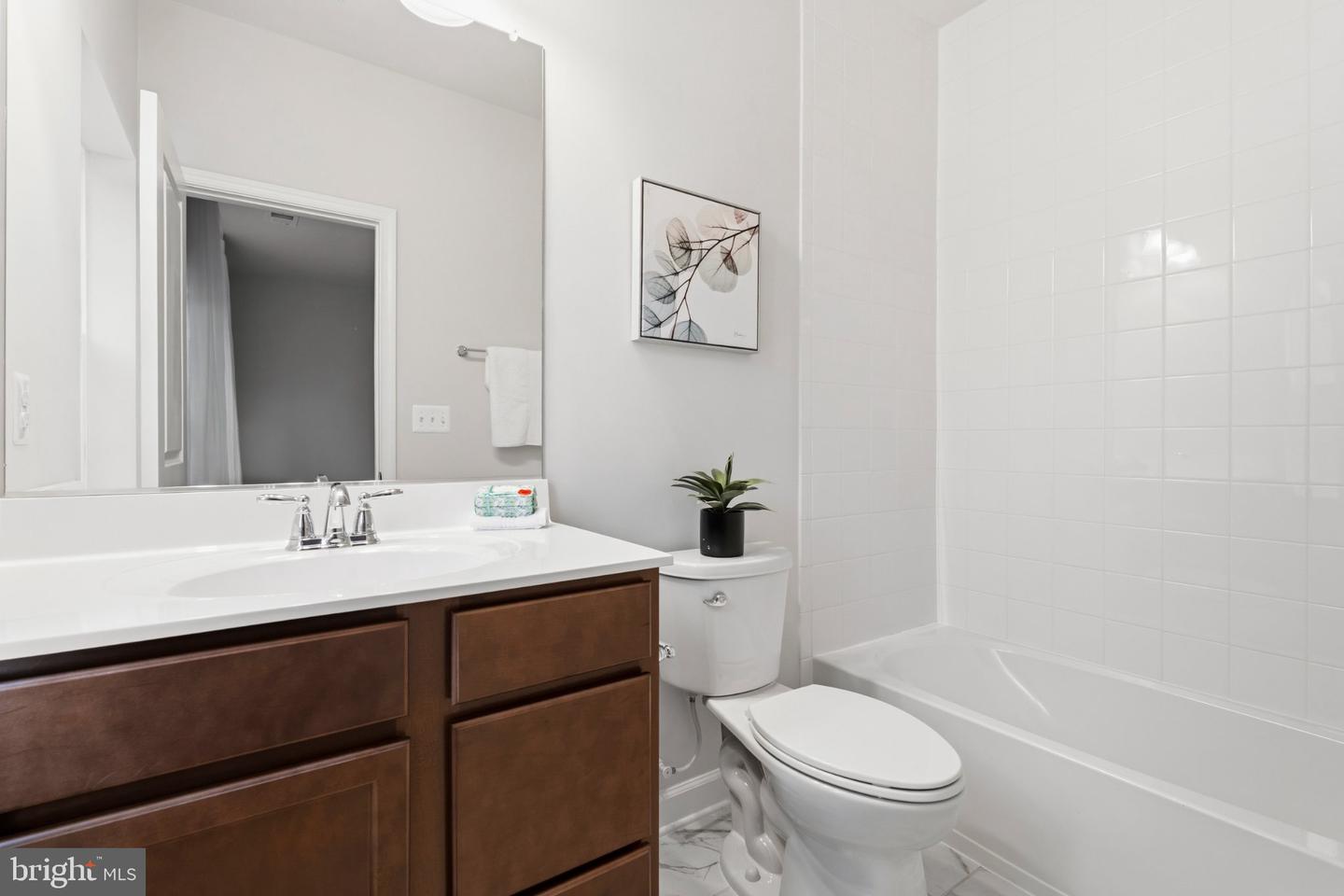 617 Leigh Way Property Photo 44
