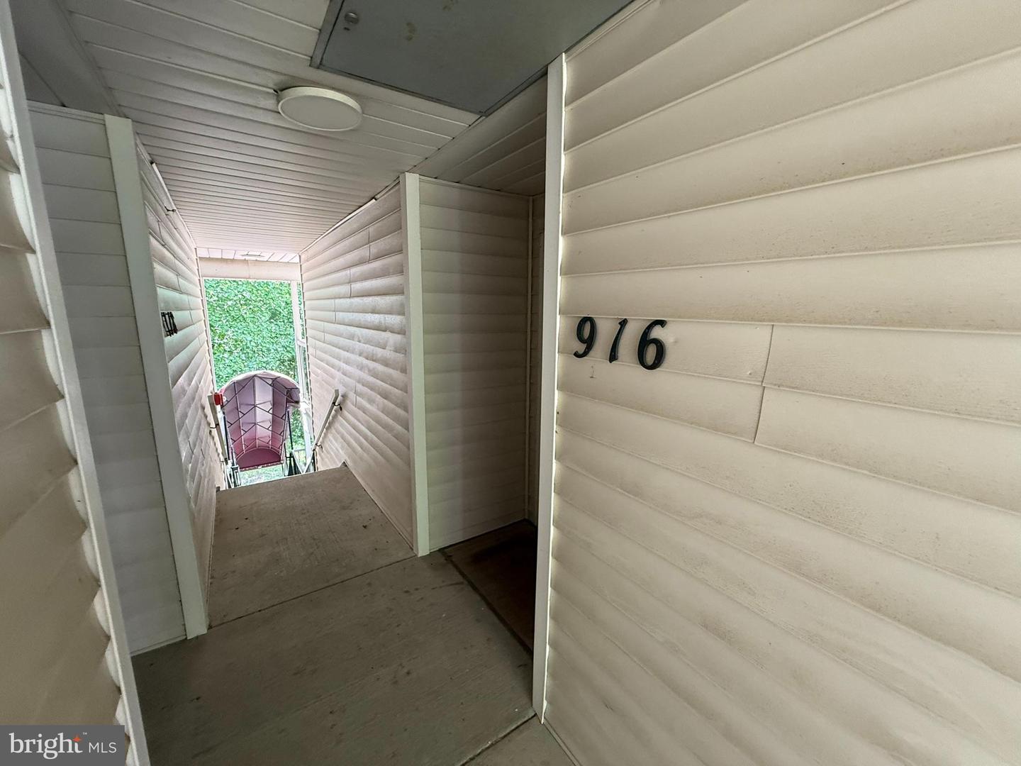 916 Westhaven Dr #11-301 Property Photo 2