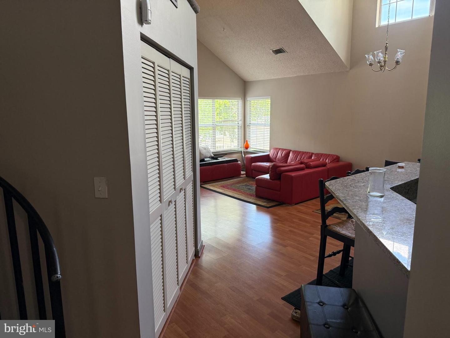 916 Westhaven Dr #11-301 Property Photo 4