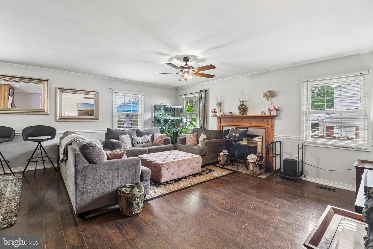 15751 Pointer Ridge Dr Property Photo 12