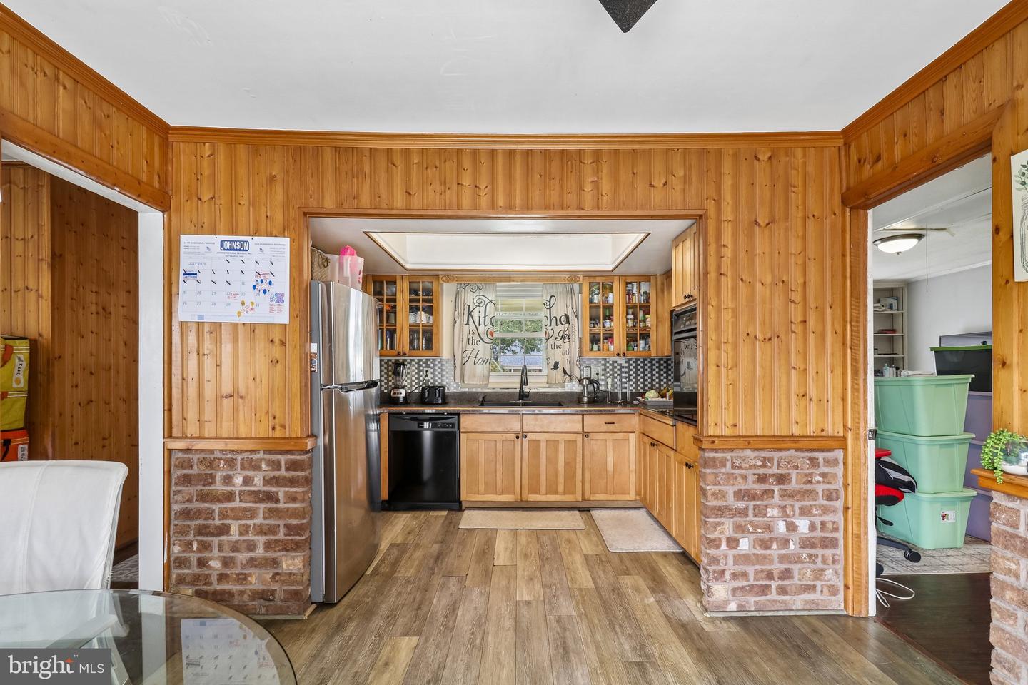 15751 Pointer Ridge Dr Property Photo 23
