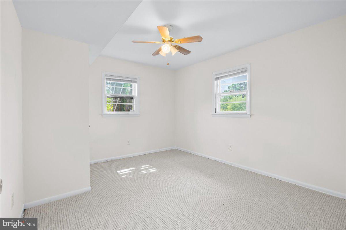 7202 Good Luck Rd Property Photo 33