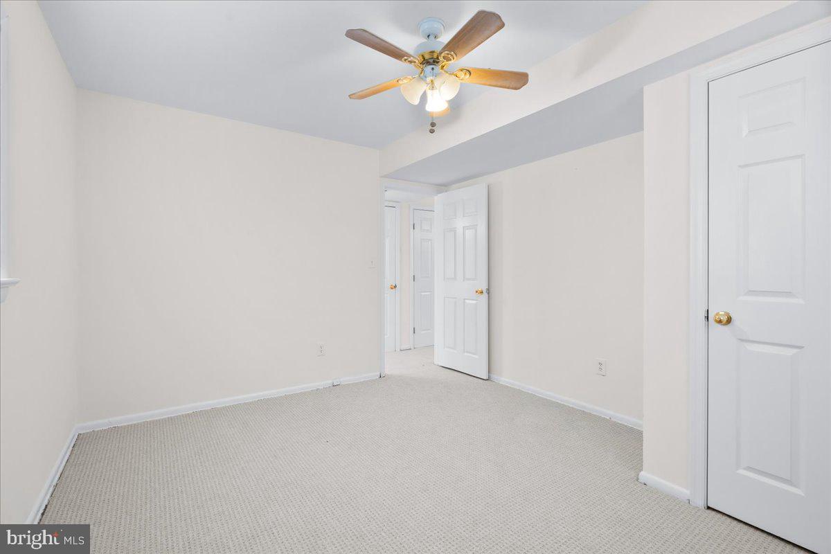 7202 Good Luck Rd Property Photo 34