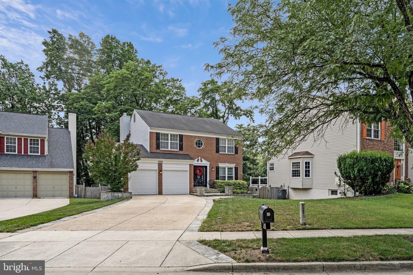 13805 Gullivers Trl Property Photo 5