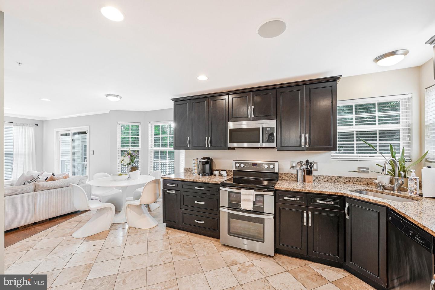 13805 Gullivers Trl Property Photo 15
