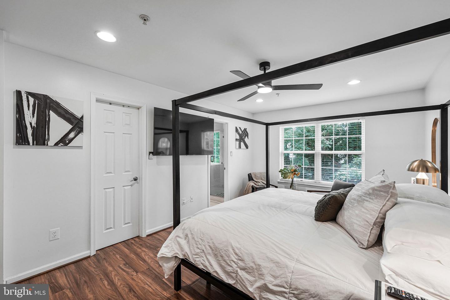 13805 Gullivers Trl Property Photo 23